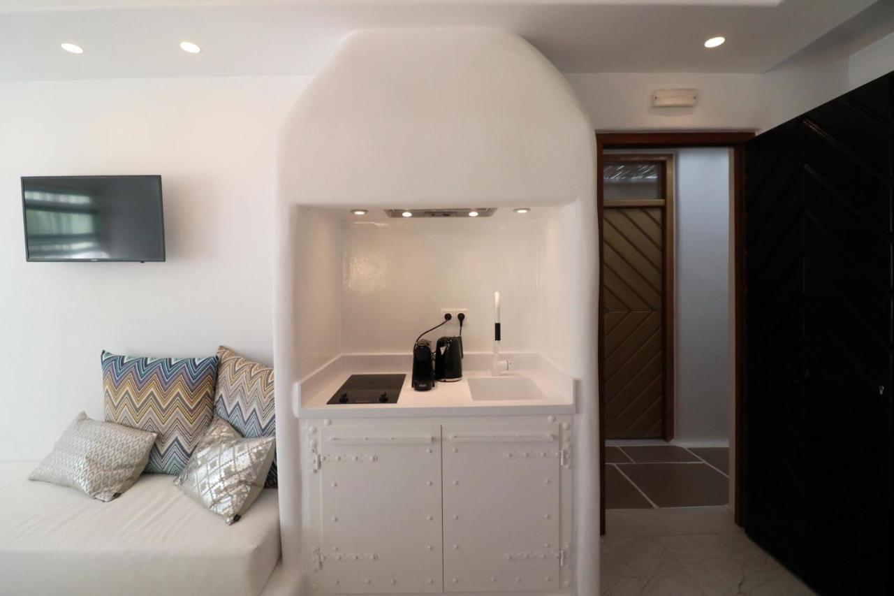 Narcissus Luxury Suites Naxos City Екстериор снимка